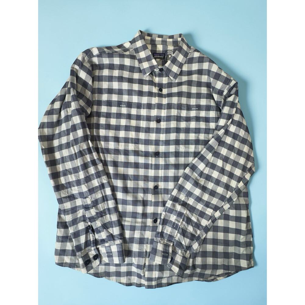 Patagonia Worn Wear Men's Long-Sleeved Cotton Shirt Blue/ White Plaid XL